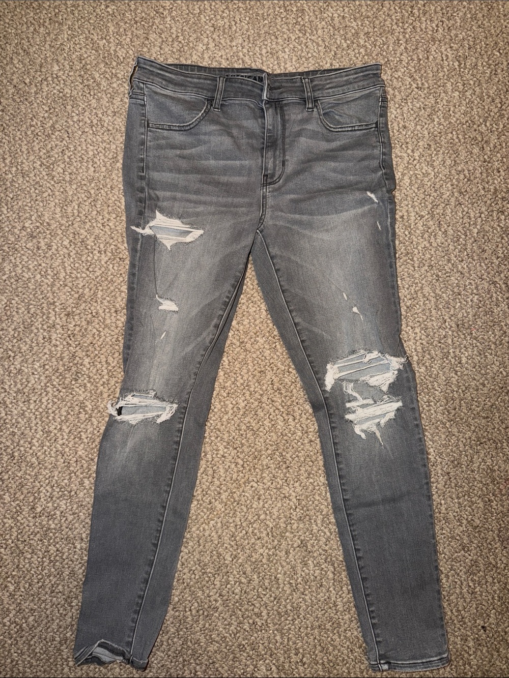 American Eagle Outfitters Gray Distressed Skinny Jeans